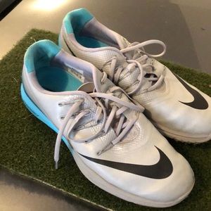 Nike golf shoe lunarlon